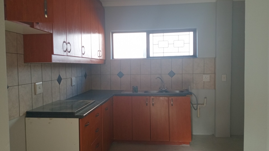 To Let 3 Bedroom Property for Rent in George East Western Cape